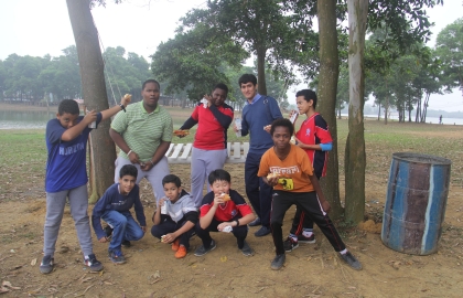 Chuyến tham quan trường trung học cơ sở HIBS